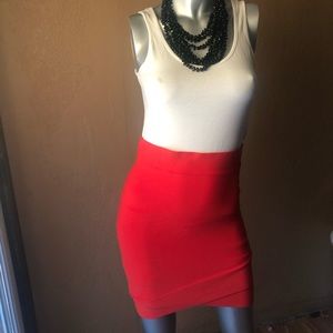 Bcbgmaxazria skirt